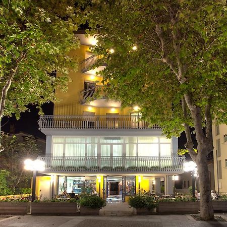 Hotel Condor เบลลาเรีย-อีเจอา มารีนา ภายนอก รูปภาพ